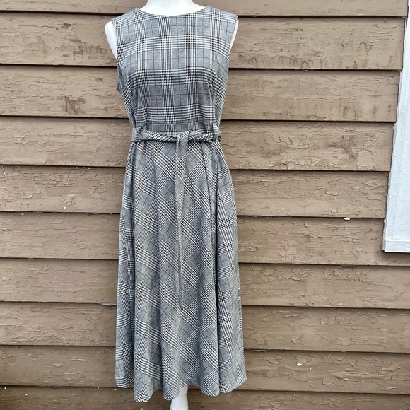 Calvin Klein plaid belted fit and flare dress! - Picture 2 of 9